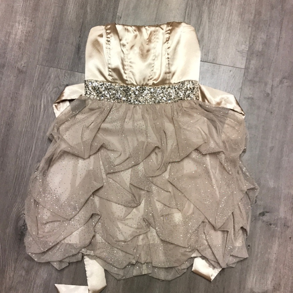 Short gold dress